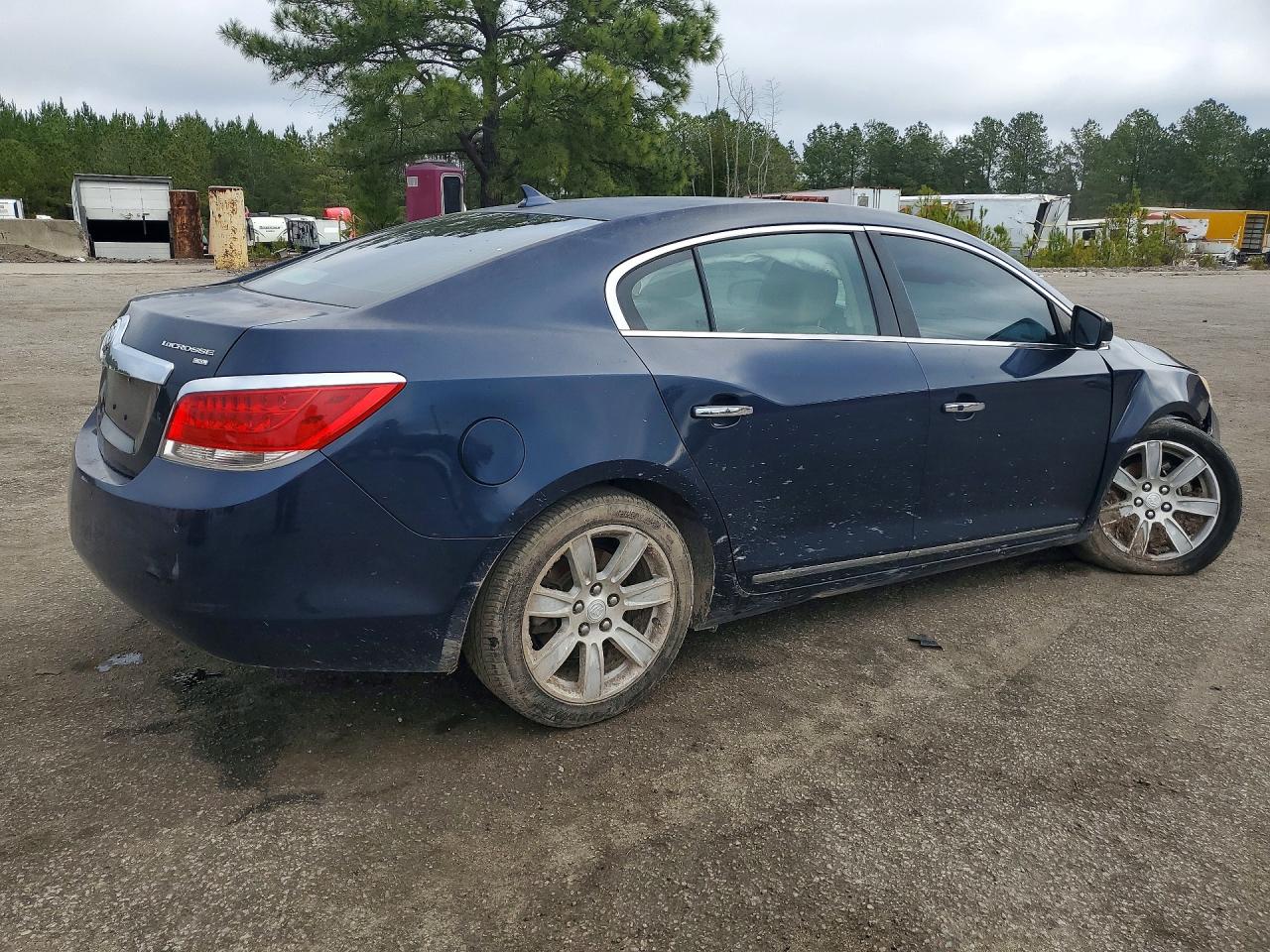 2010 BUICK LACROSSE CXL photo 5