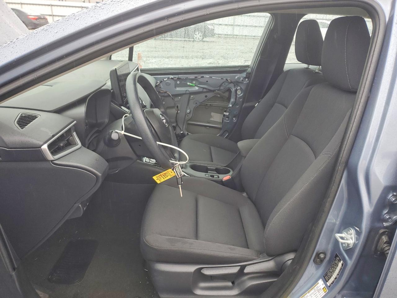 2024 TOYOTA COROLLA LE photo 13