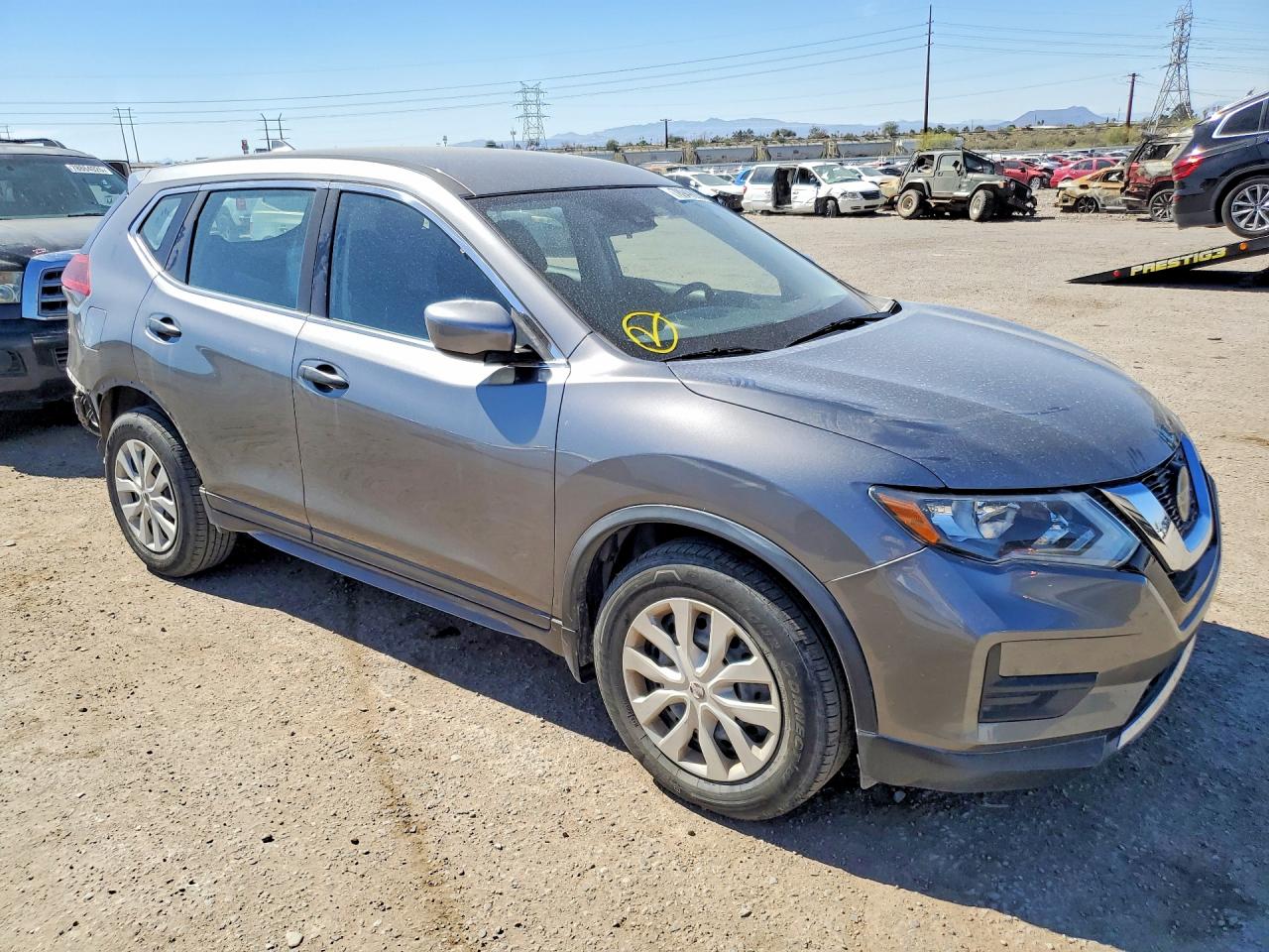 2019 NISSAN ROGUE S photo 4