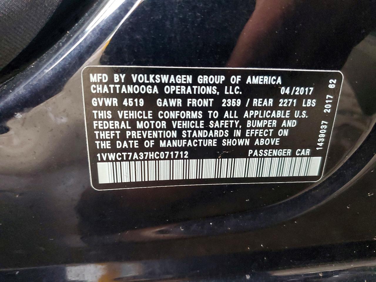 2017 VOLKSWAGEN PASSAT SEL PREMIUM photo 34