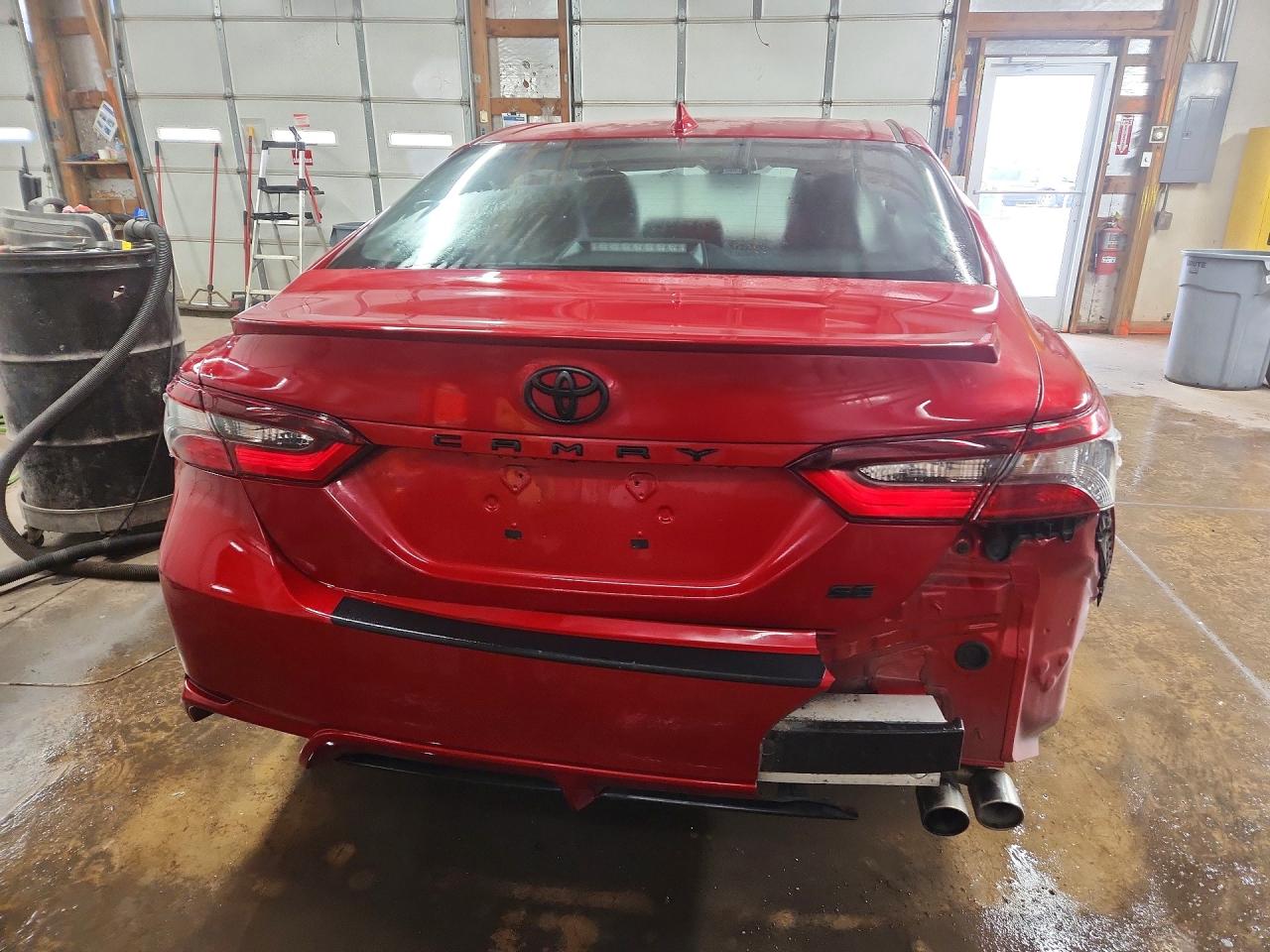2024 TOYOTA CAMRY SE photo 6