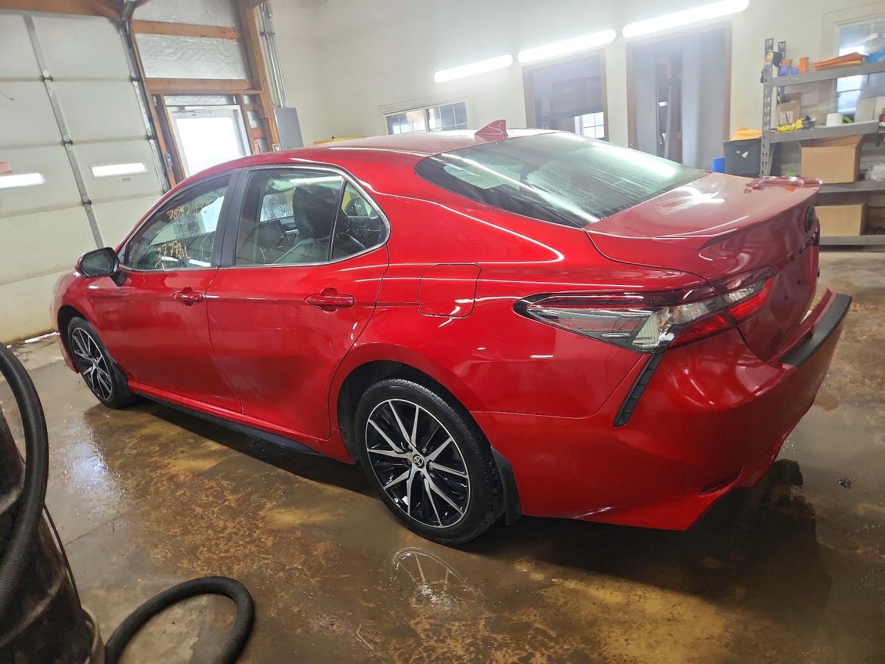 2024 TOYOTA CAMRY SE photo 2