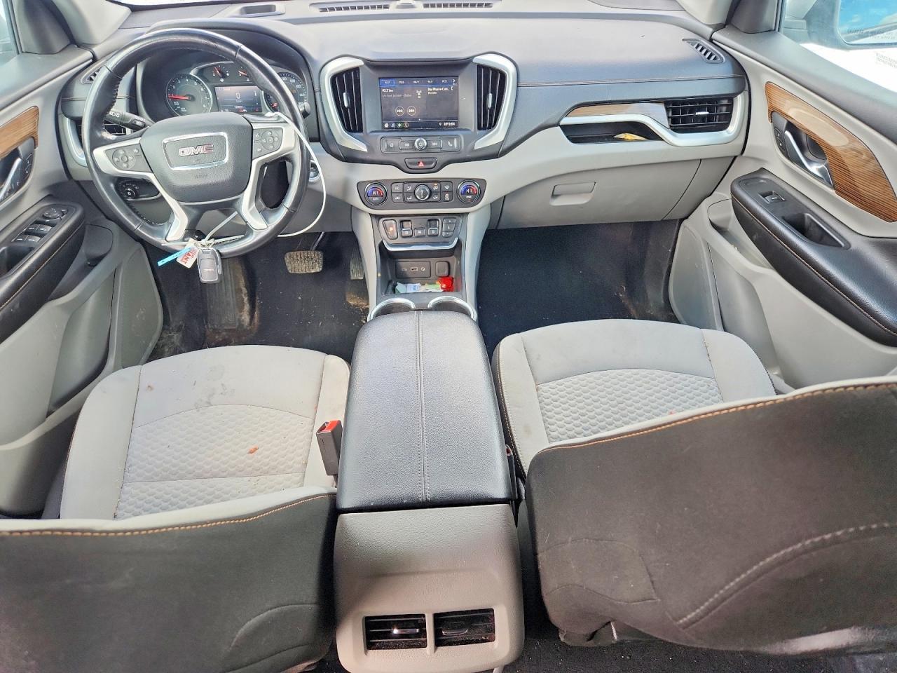 2020 GMC TERRAIN SLE photo 22