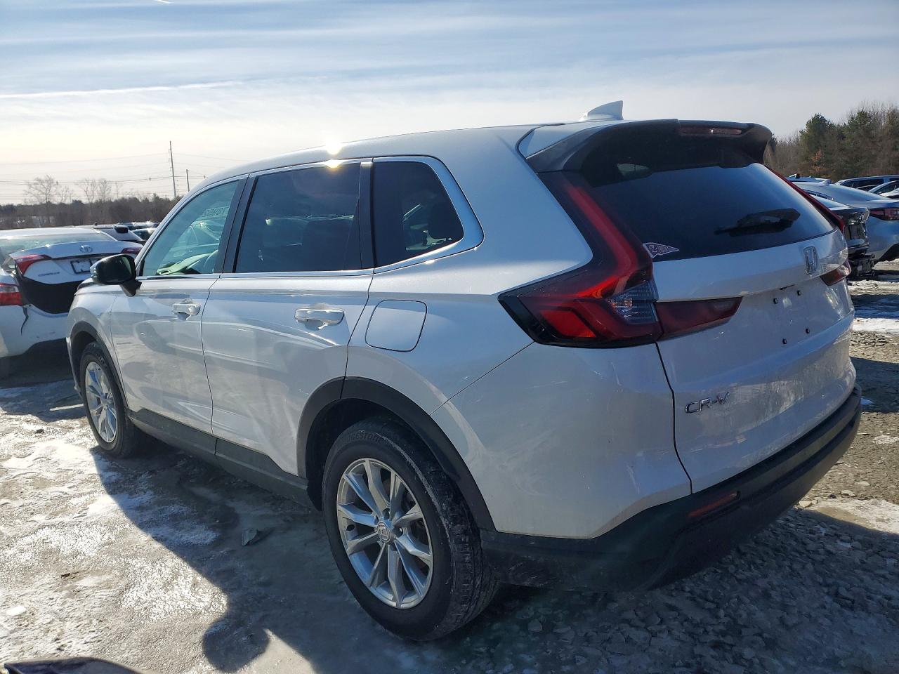 2025 HONDA CR-V EX photo 3