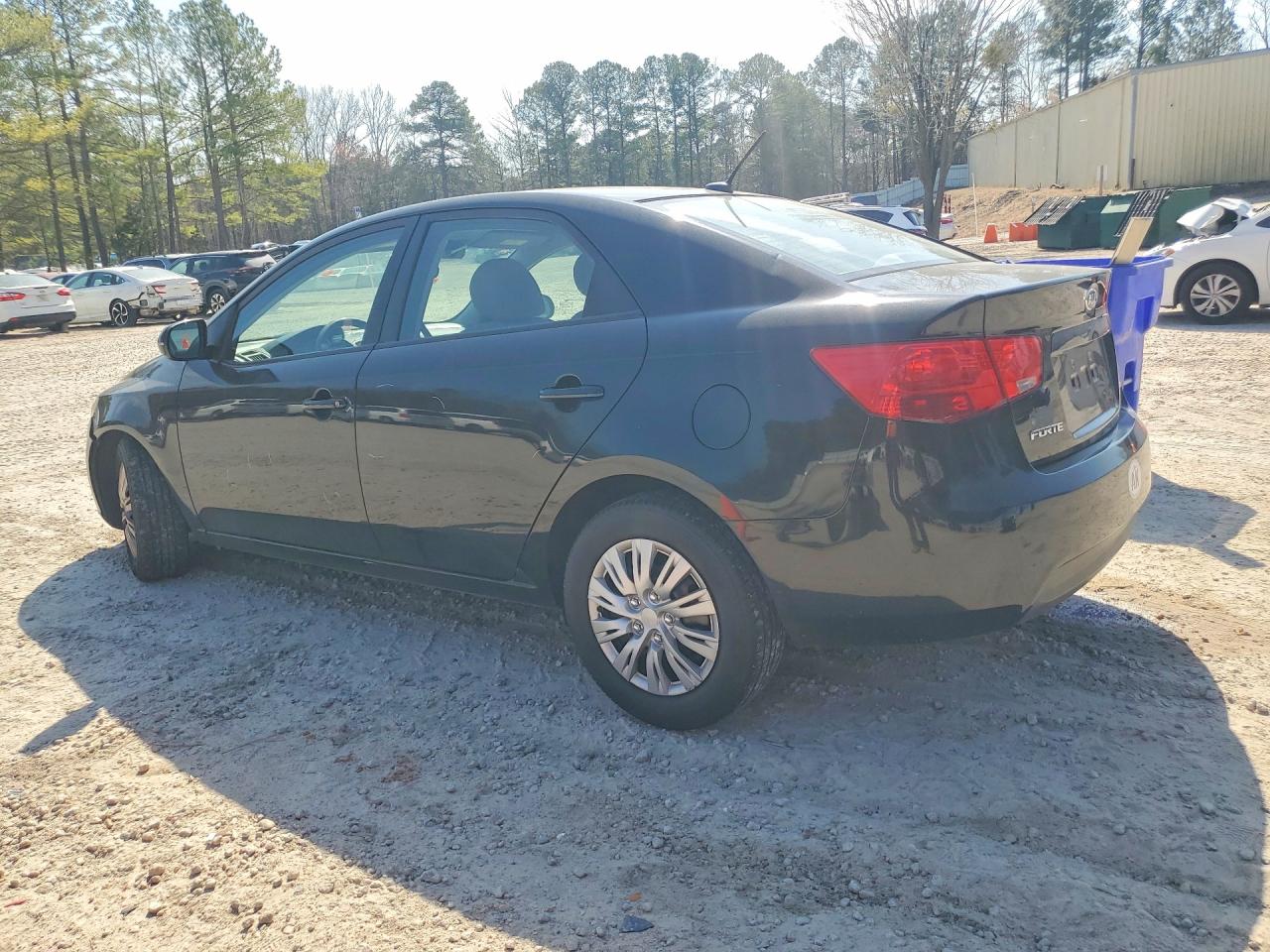 2013 KIA FORTE photo 2