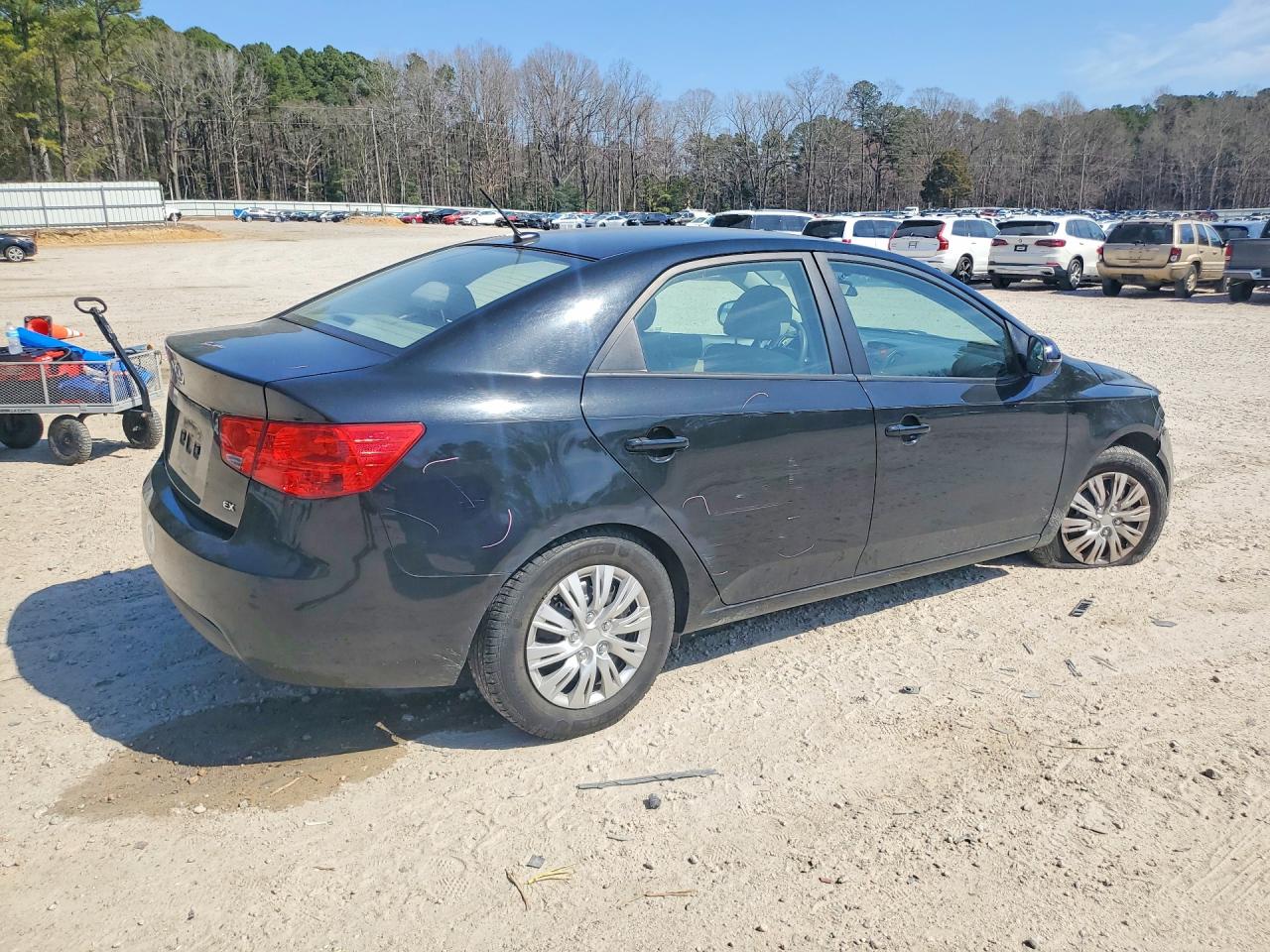 2013 KIA FORTE photo 3
