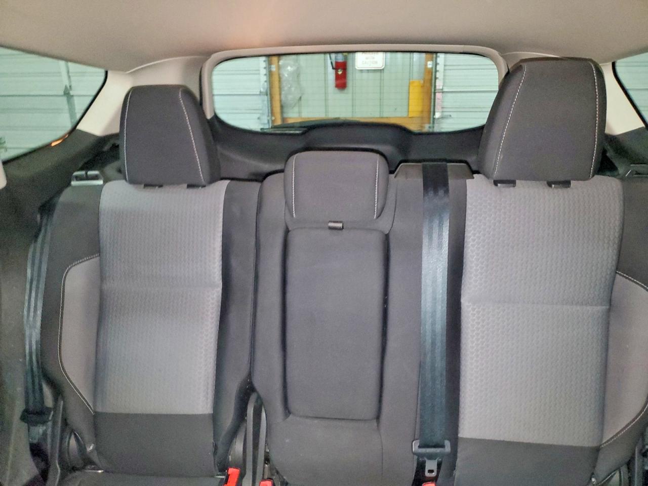 2017 FORD ESCAPE photo 19
