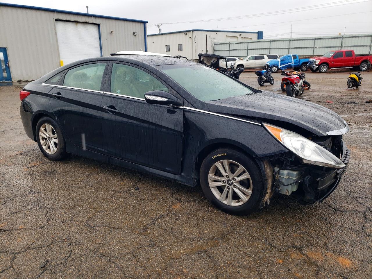 2014 HYUNDAI SONATA GLS photo 4