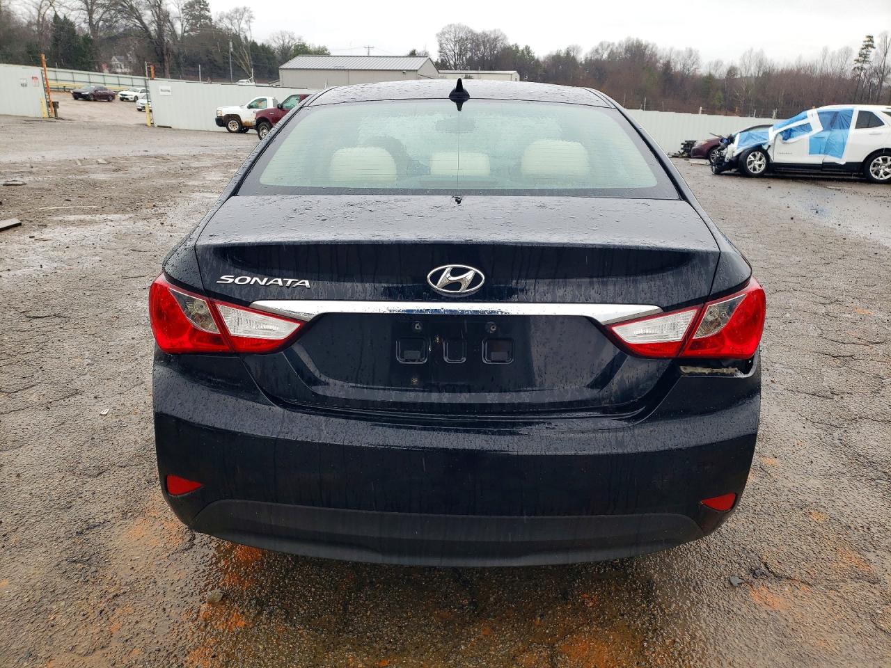 2014 HYUNDAI SONATA GLS photo 6