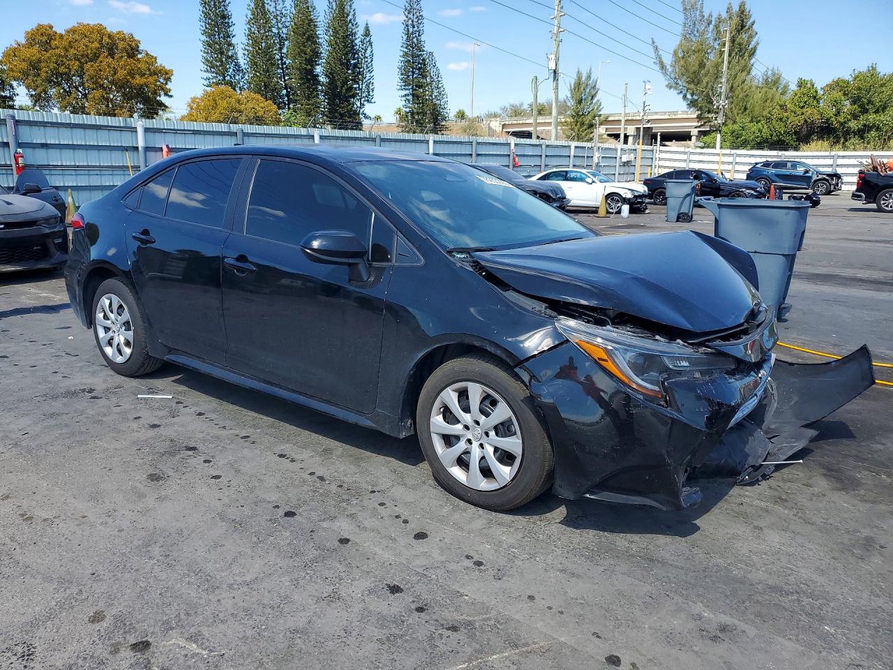 2024 TOYOTA COROLLA LE photo 7