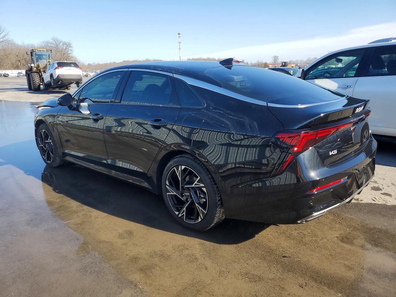 2025 KIA K5 GT-LINE photo 2