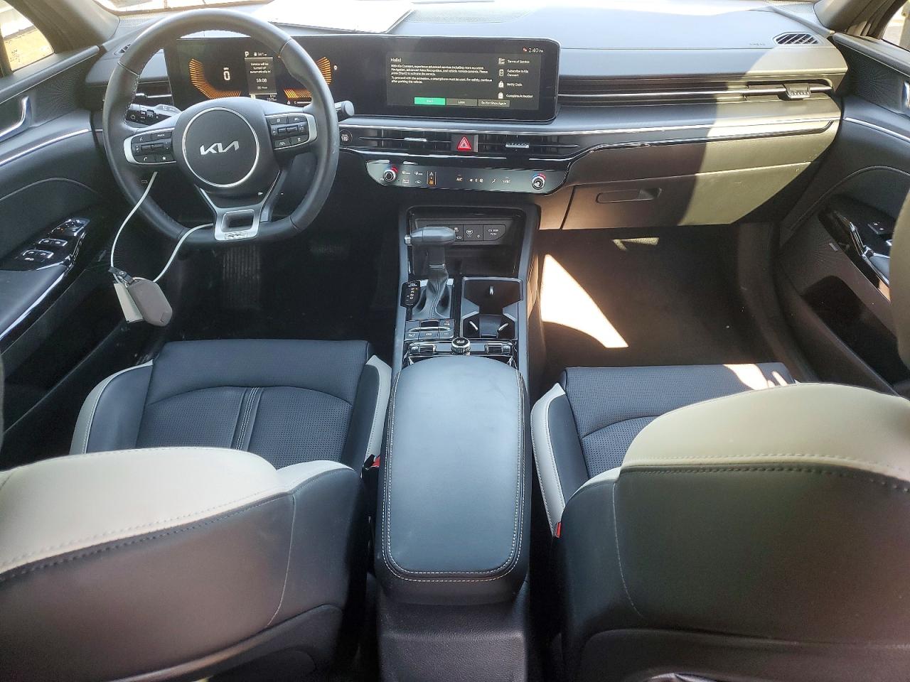 2025 KIA K5 GT-LINE photo 8