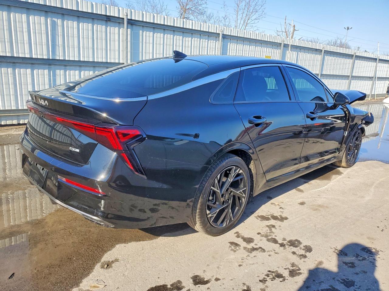 2025 KIA K5 GT-LINE photo 3