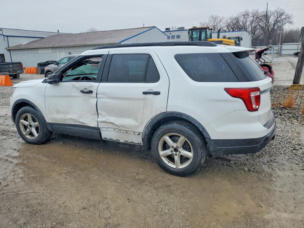2018 FORD EXPLORER photo 3
