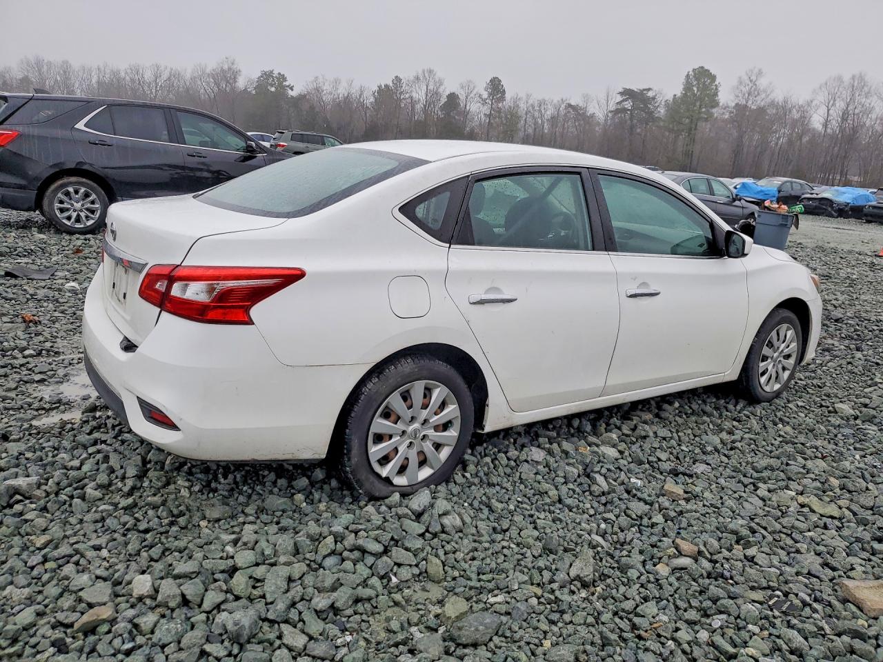 2019 NISSAN SENTRA S photo 7