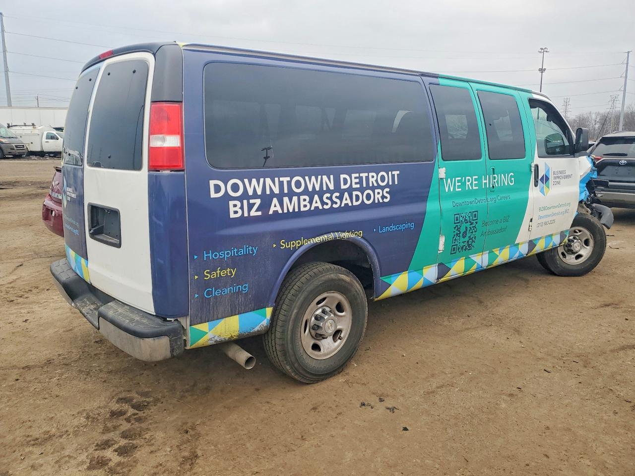 2021 CHEVROLET EXPRESS G3500 LT photo 5