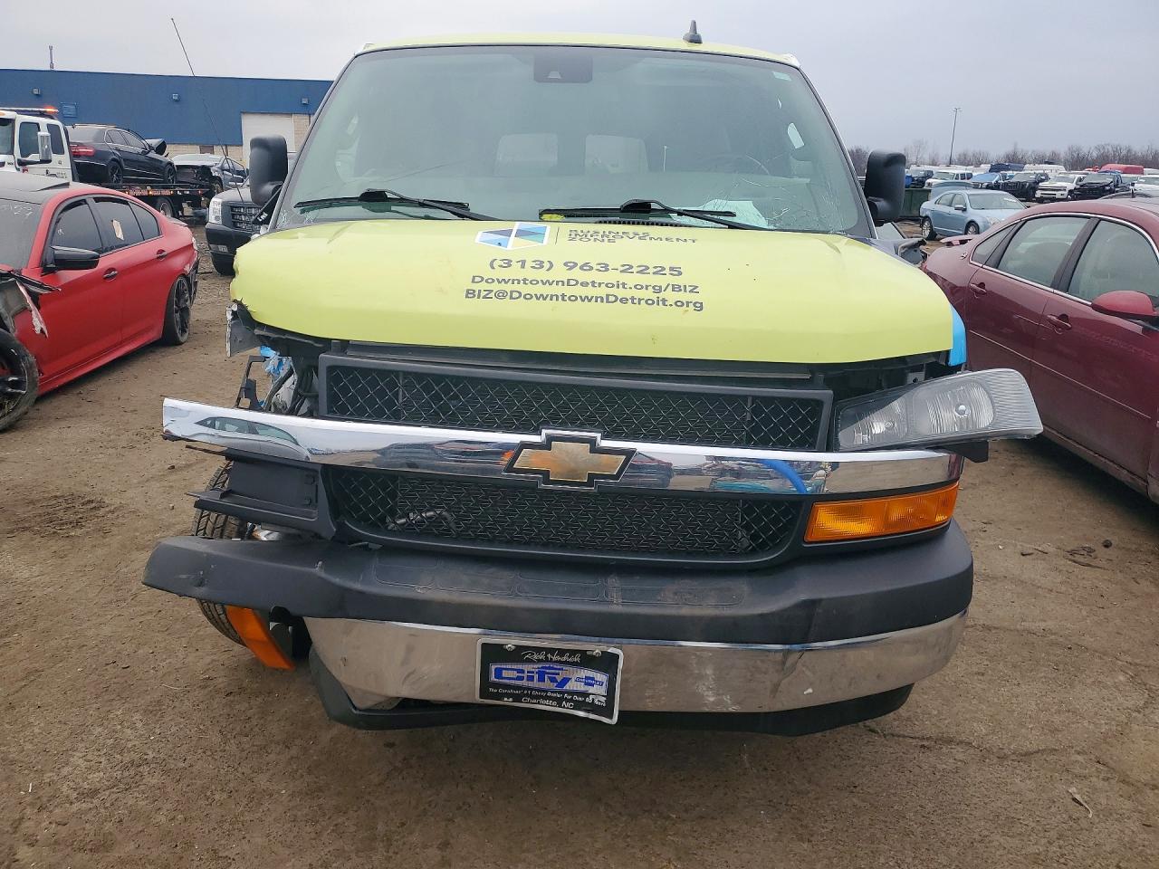 2021 CHEVROLET EXPRESS G3500 LT photo 9