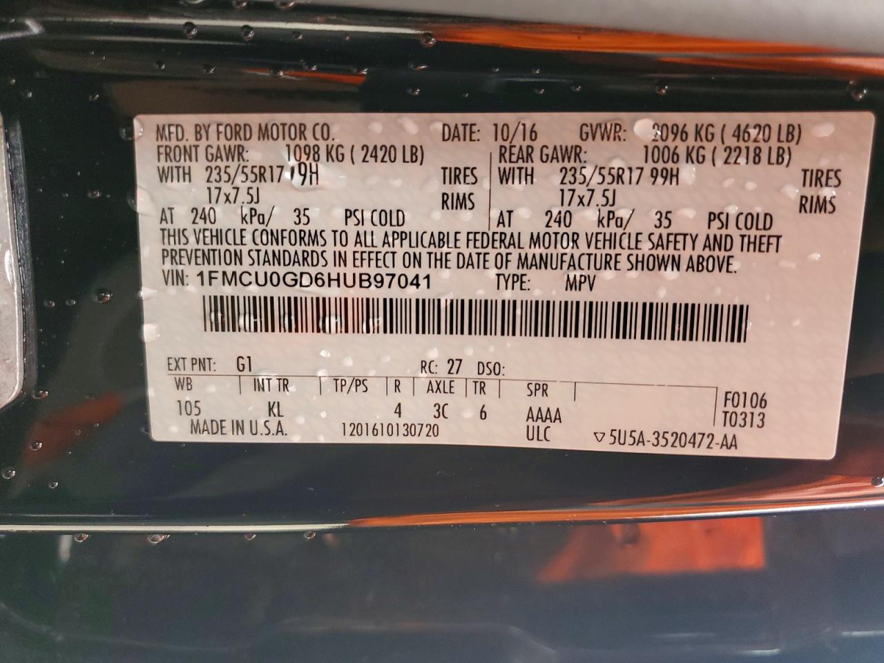 2017 FORD ESCAPE SE photo 25