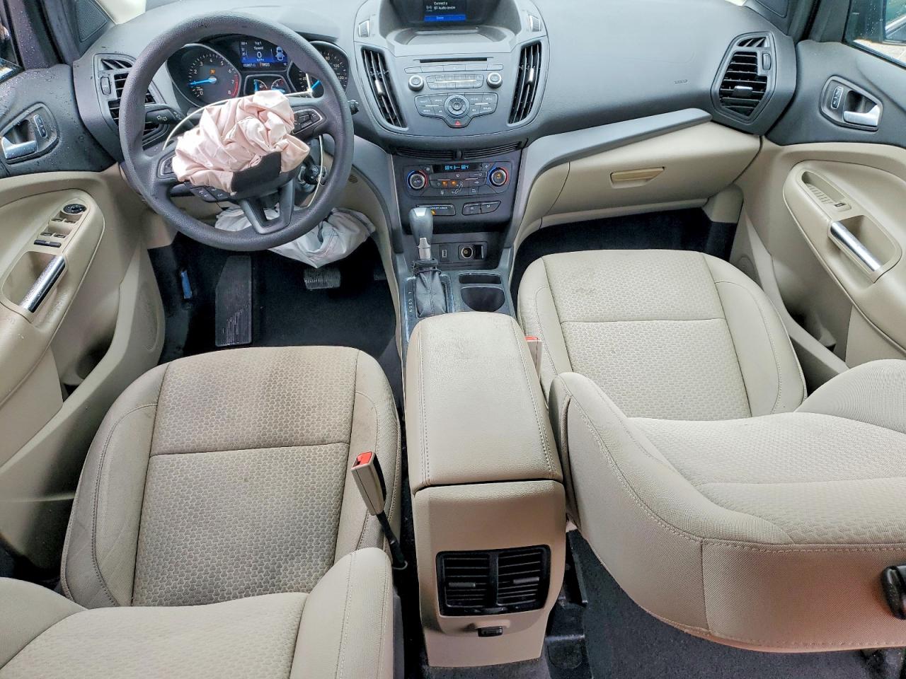 2017 FORD ESCAPE SE photo 15
