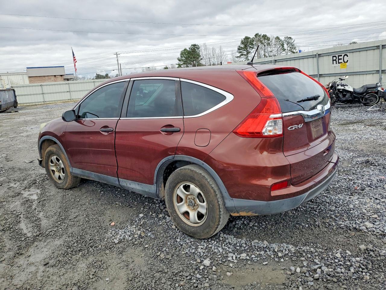2015 HONDA CR-V LX photo 2
