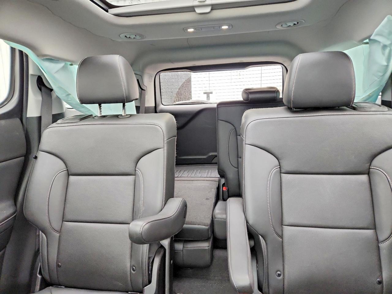 2021 GMC ACADIA SLT photo 10