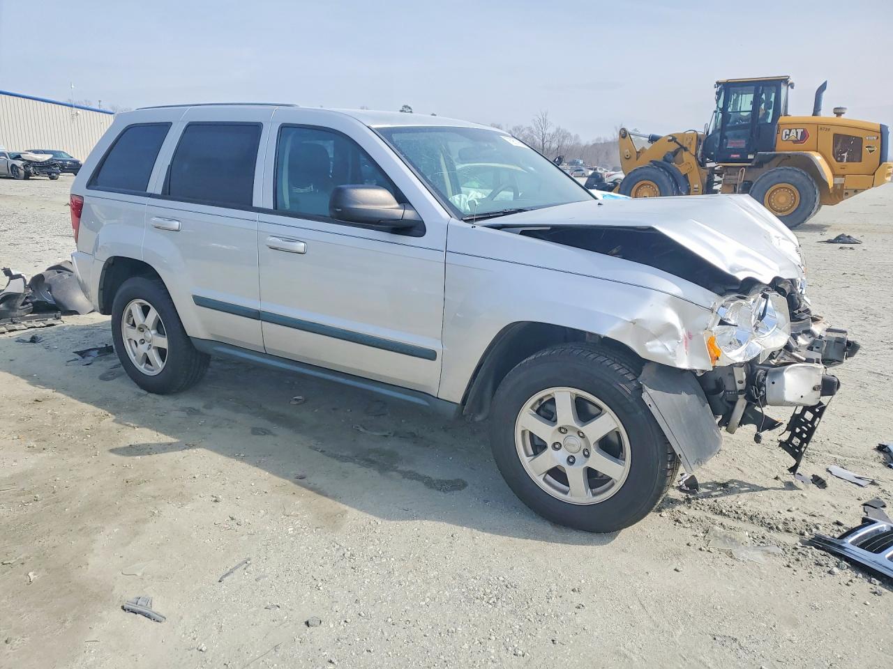 2008 JEEP GRAND CHEROKEE LAREDO photo 4