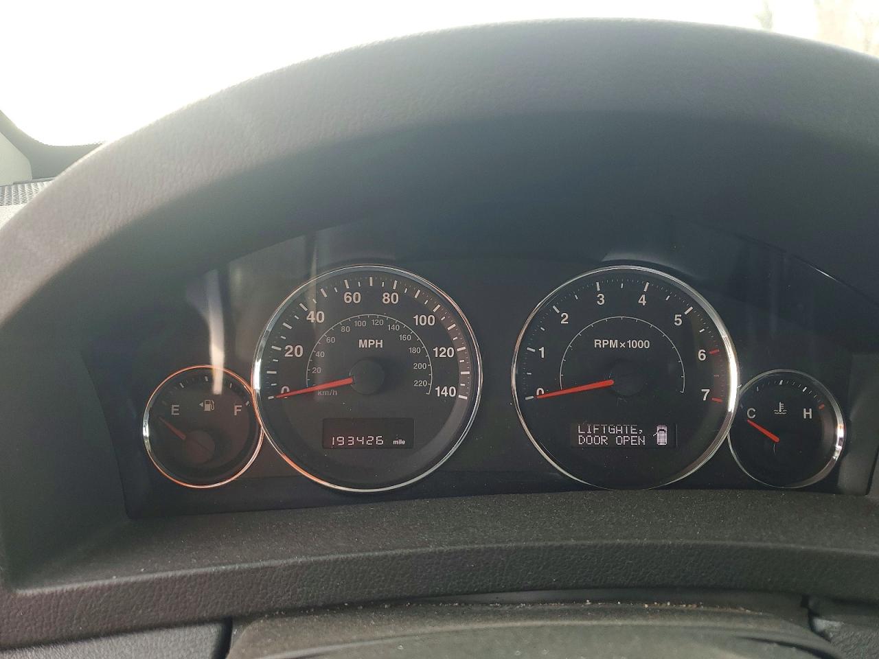 2008 JEEP GRAND CHEROKEE LAREDO photo 9