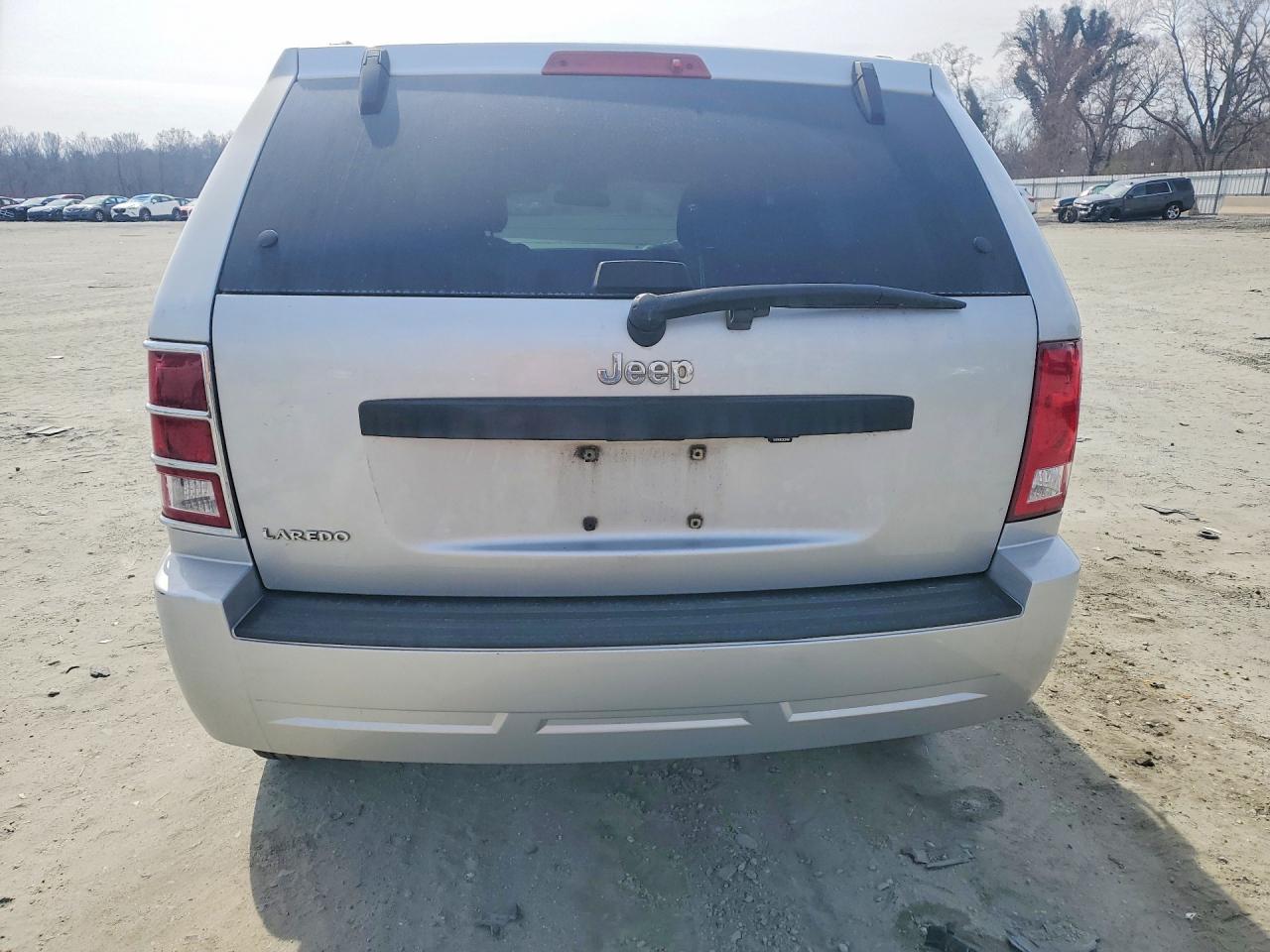 2008 JEEP GRAND CHEROKEE LAREDO photo 6