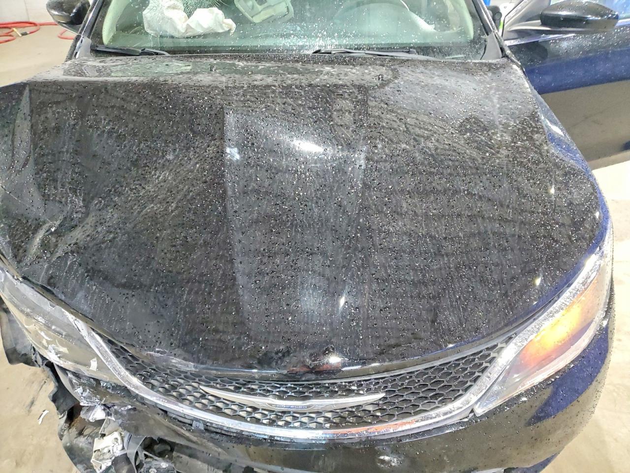 2015 CHRYSLER 200 LX photo 11