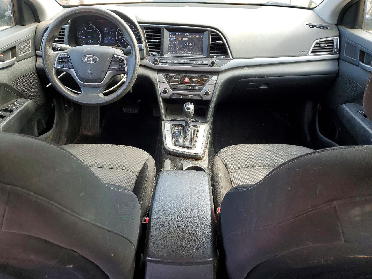 2018 HYUNDAI ELANTRA SE photo 22