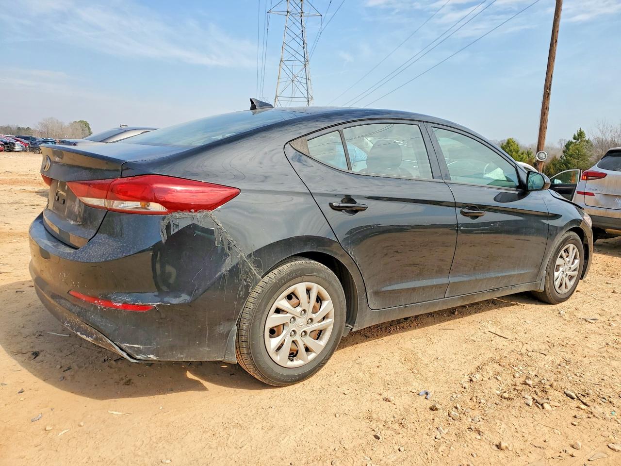 2018 HYUNDAI ELANTRA SE photo 7