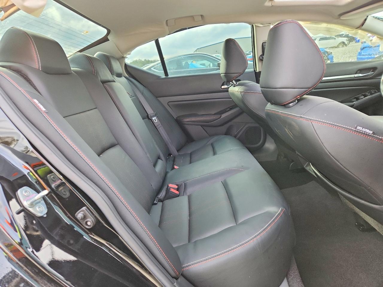 2024 NISSAN ALTIMA 2.5 SR photo 10