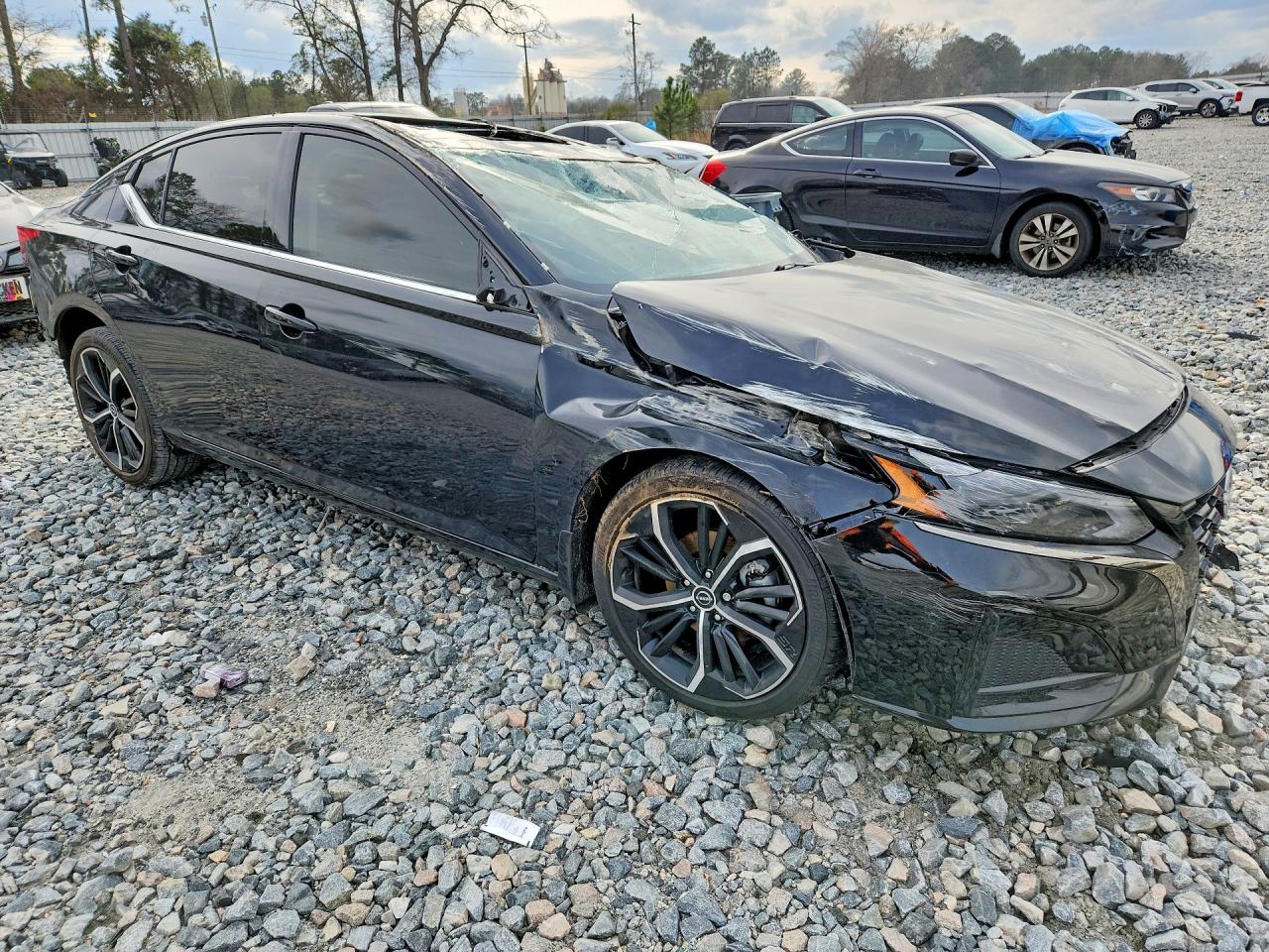 2024 NISSAN ALTIMA 2.5 SR photo 4
