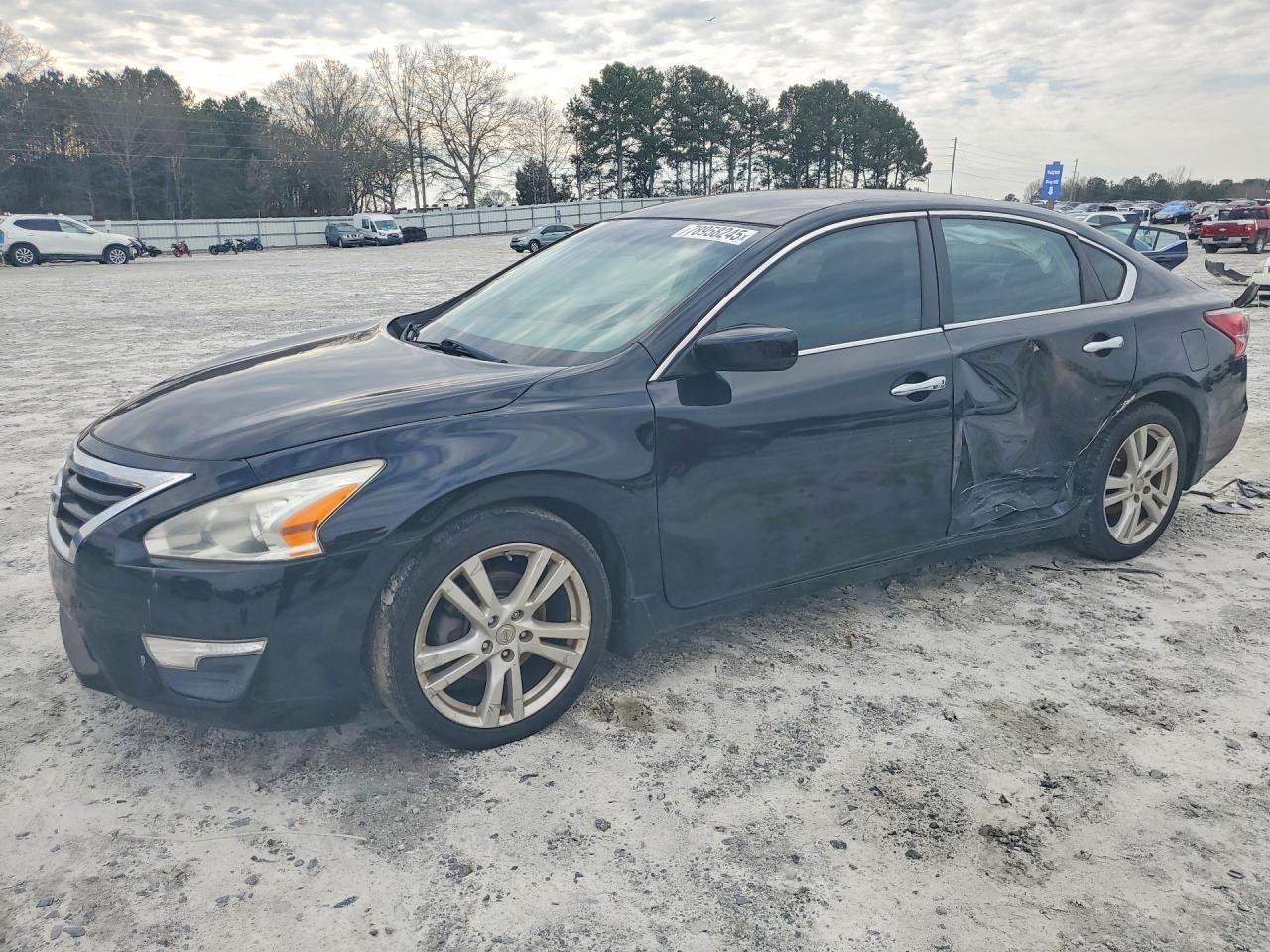 2013 NISSAN ALTIMA