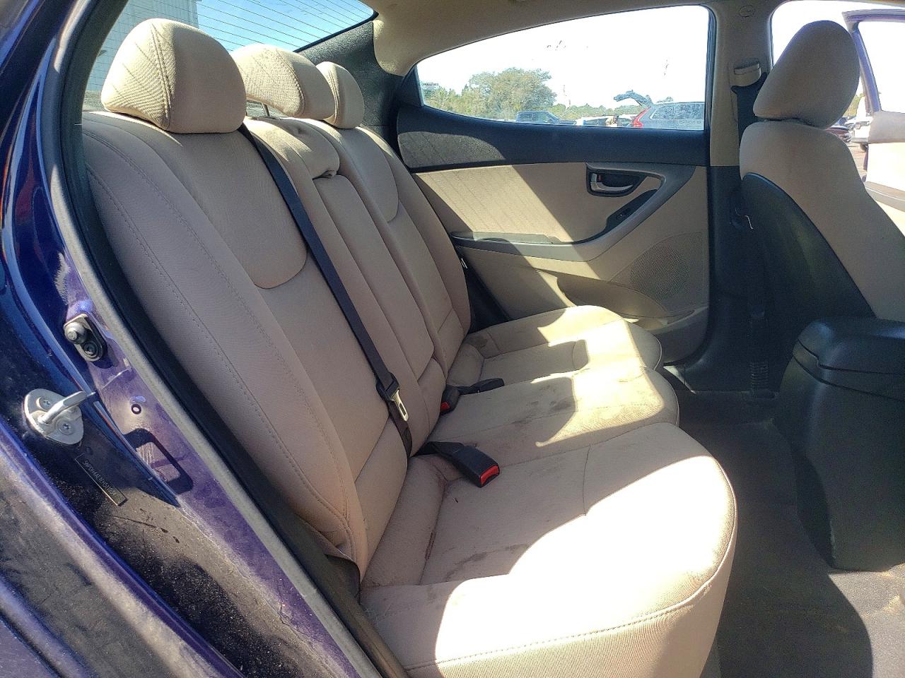 2014 HYUNDAI ELANTRA photo 19