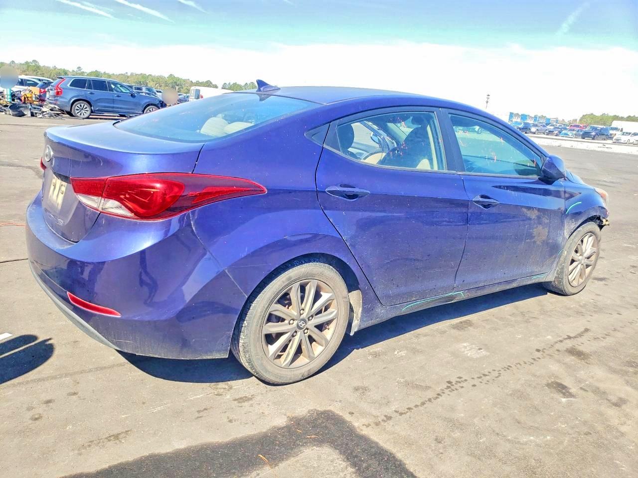 2014 HYUNDAI ELANTRA photo 5