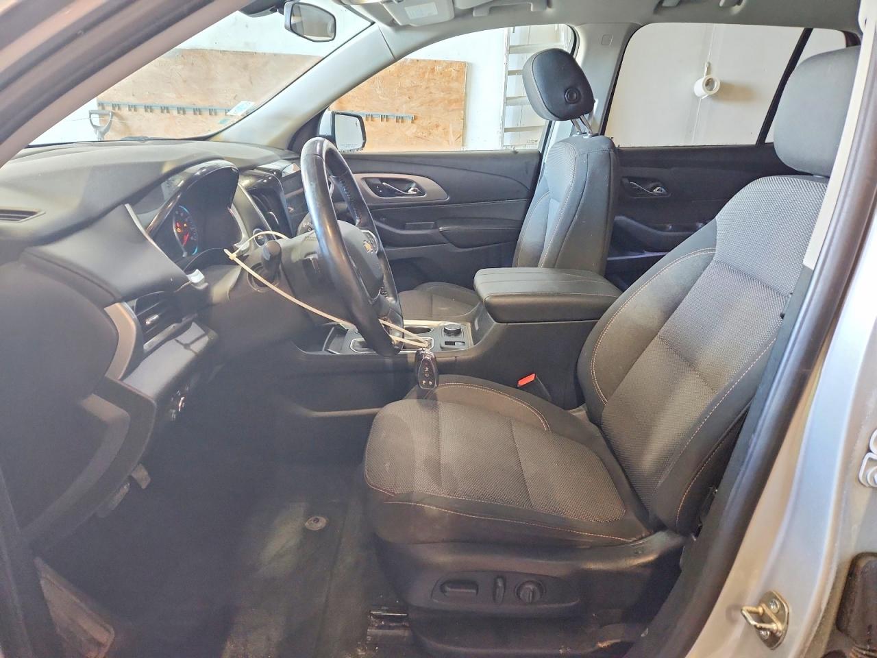 2019 CHEVROLET TRAVERSE LT photo 13