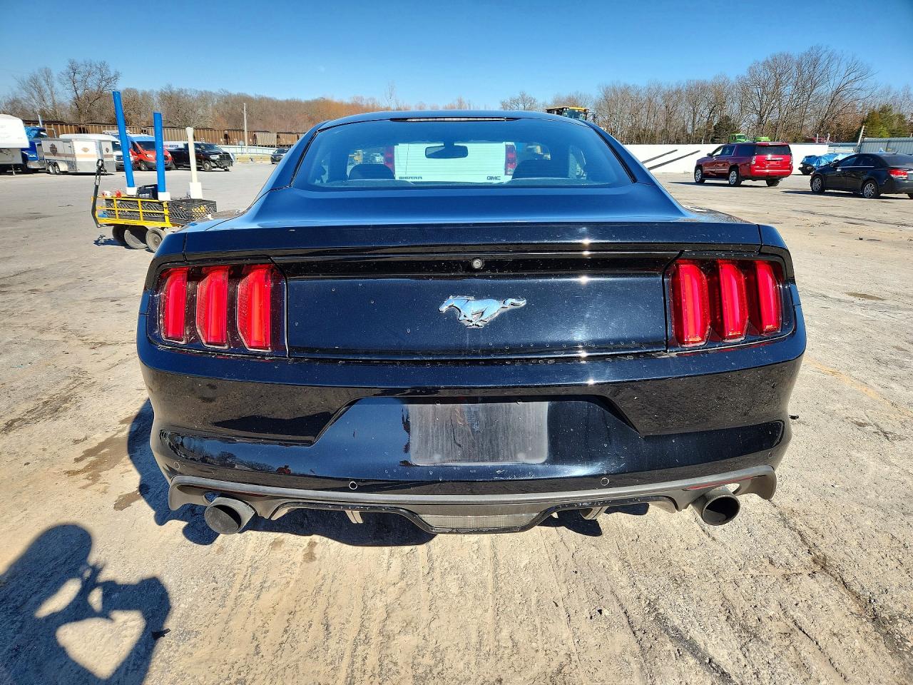 2017 FORD MUSTANG photo 6