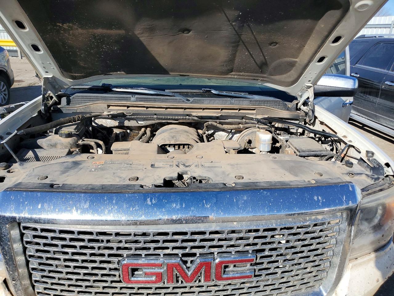 2015 GMC SIERRA K1500 DENALI photo 11