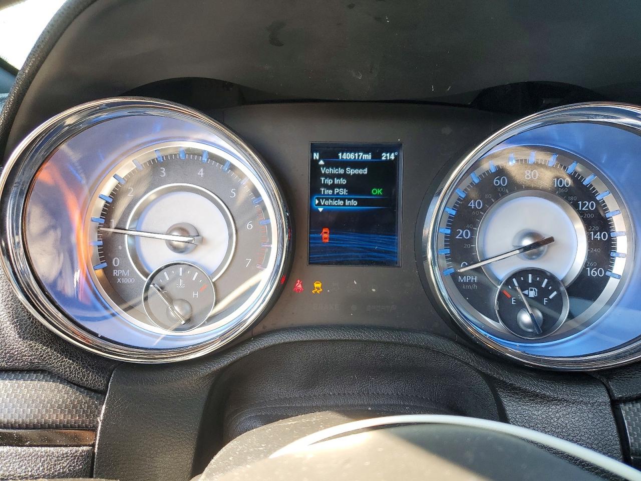 2016 CHRYSLER 300 S photo 9