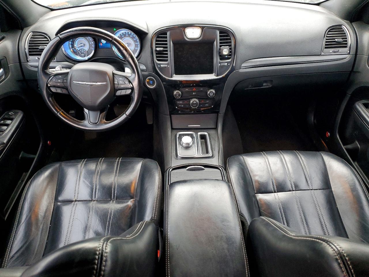 2016 CHRYSLER 300 S photo 8