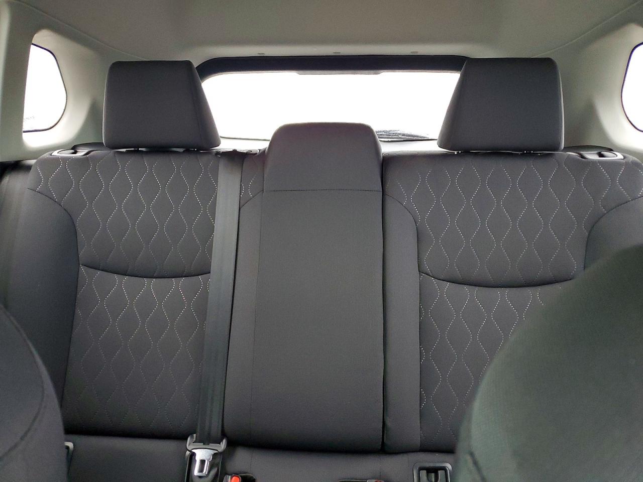 2023 TOYOTA COROLLA CROSS LE photo 19