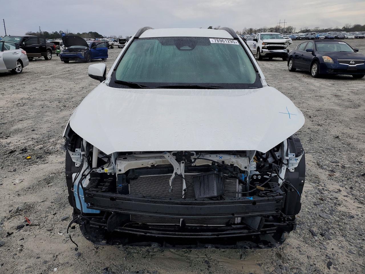 2023 TOYOTA COROLLA CROSS LE photo 9