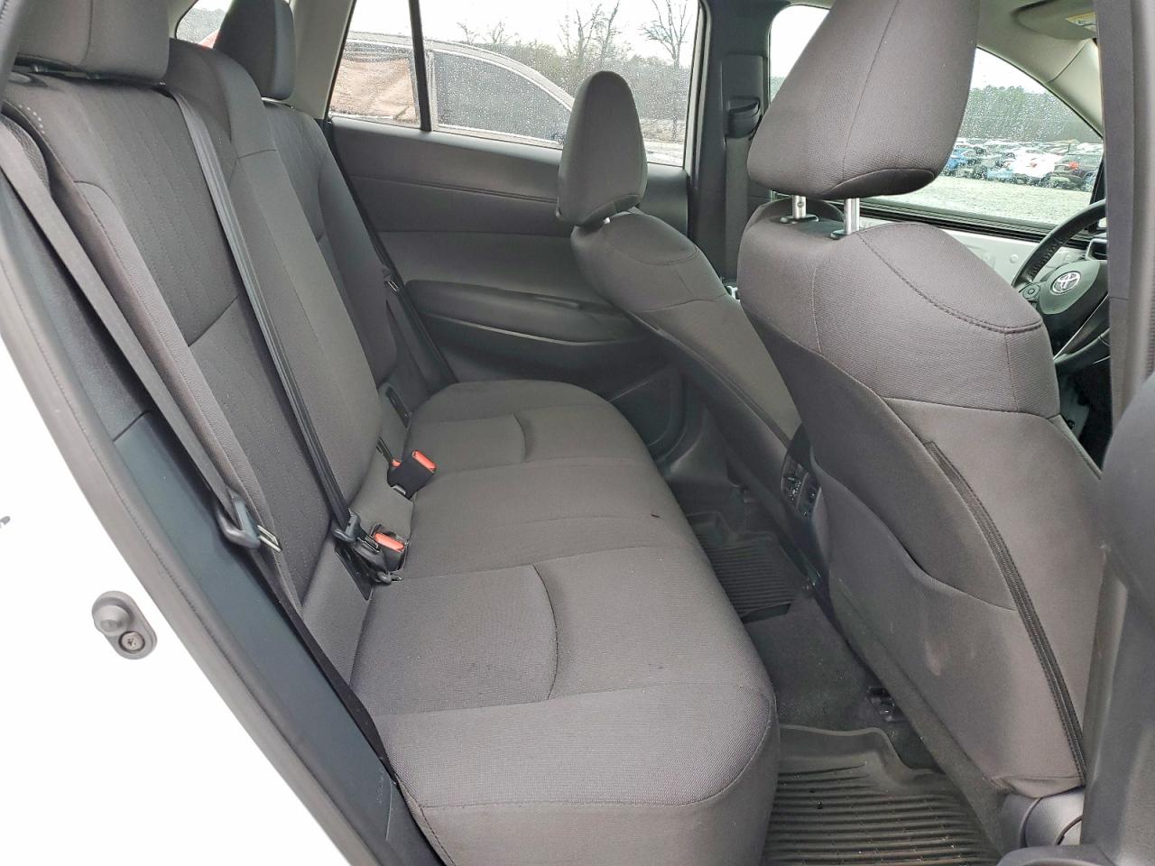 2023 TOYOTA COROLLA CROSS LE photo 21