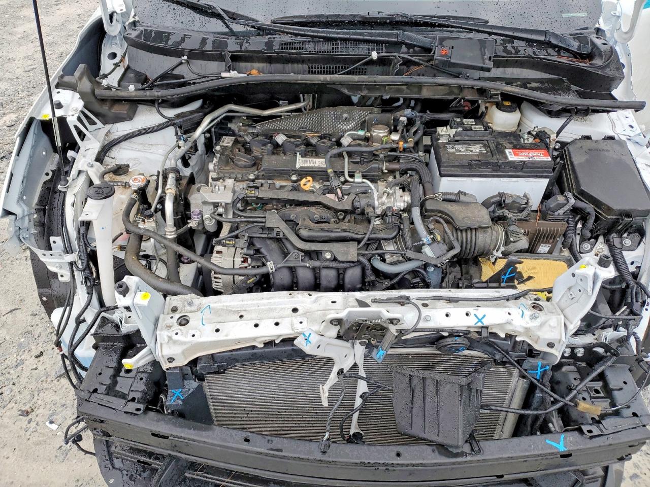 2023 TOYOTA COROLLA CROSS LE photo 23
