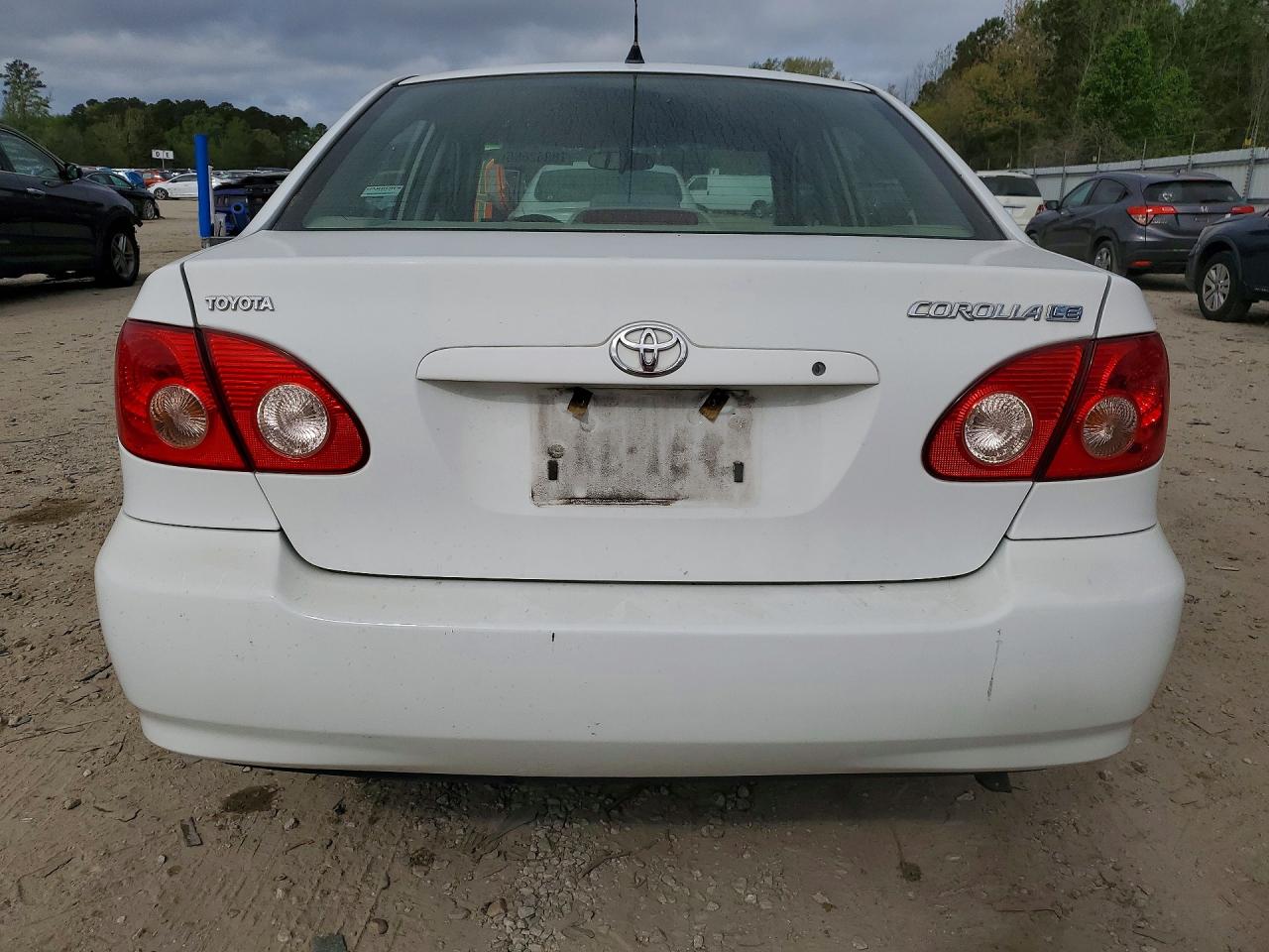 2005 TOYOTA COROLLA LE photo 6