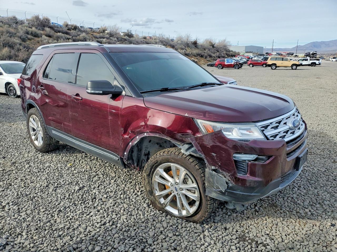 2019 FORD EXPLORER XLT photo 7