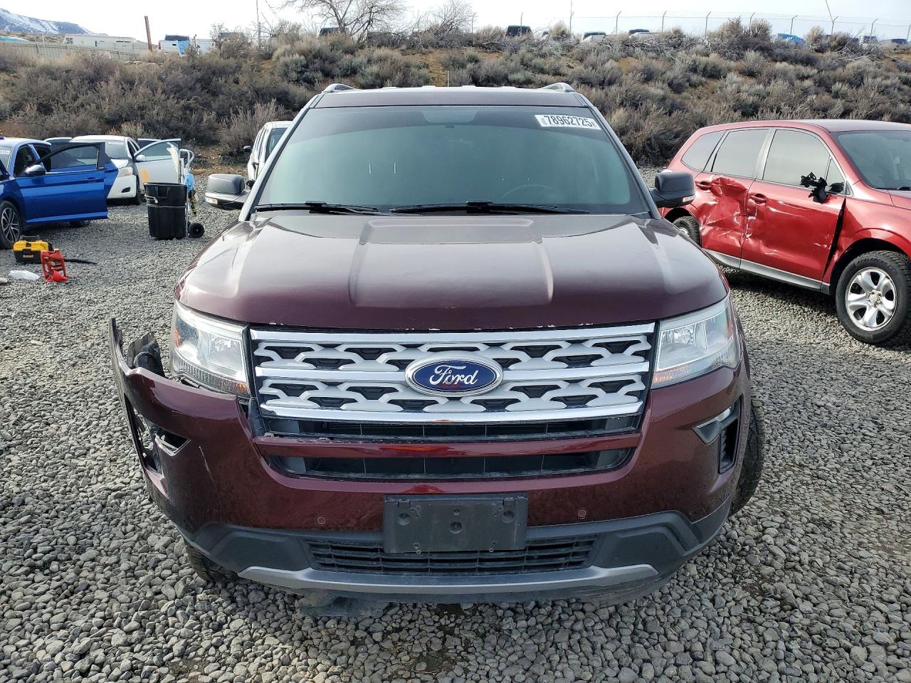 2019 FORD EXPLORER XLT photo 9