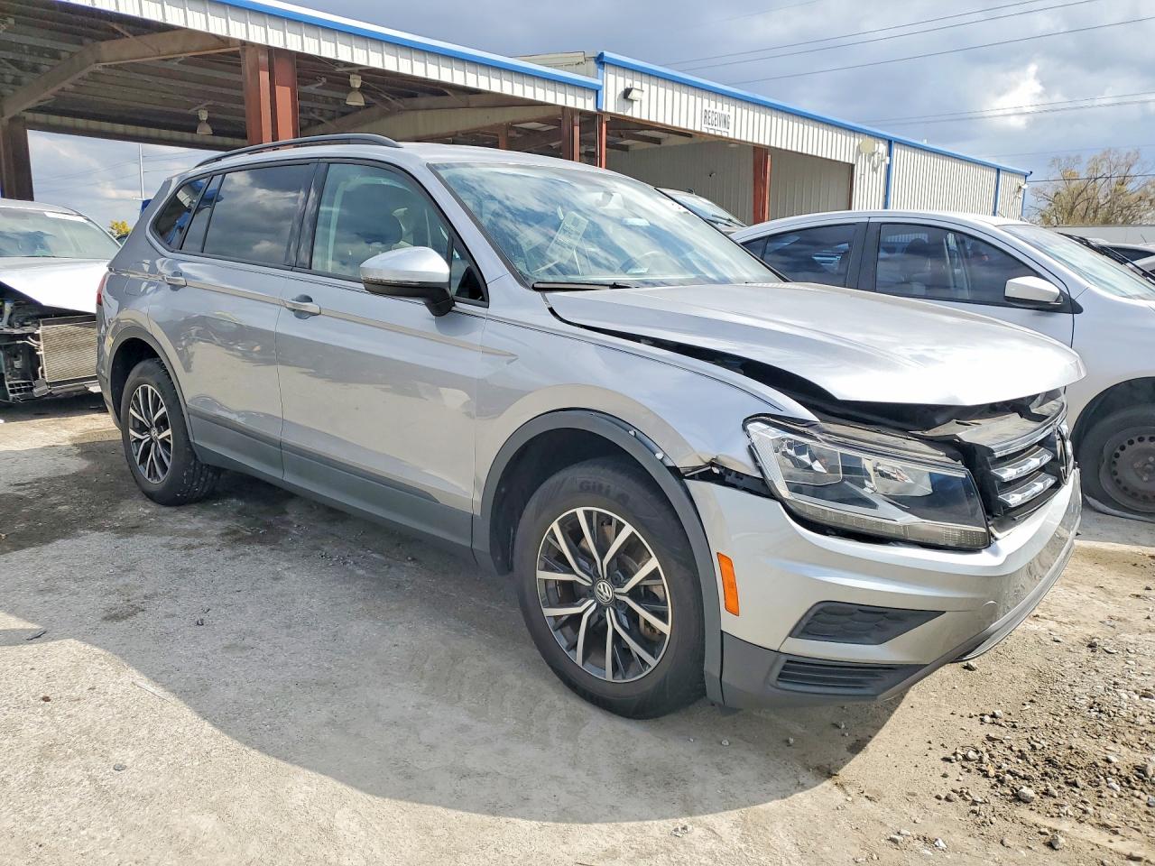 2021 VOLKSWAGEN TIGUAN S photo 7
