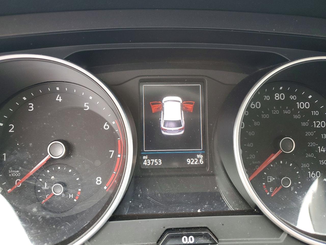 2021 VOLKSWAGEN TIGUAN S photo 17